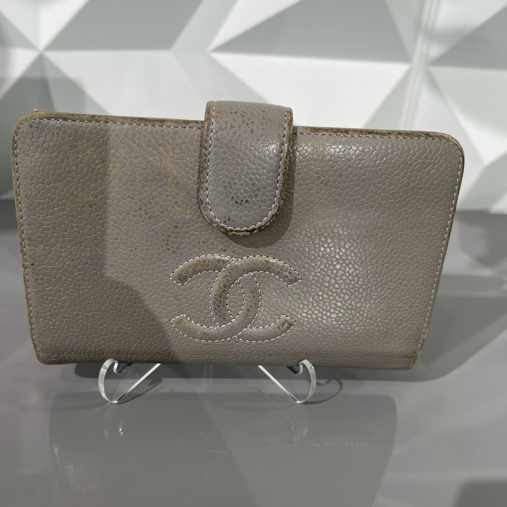 Vintage Chanel Grey Caviar CC Wallet with Zip pocket